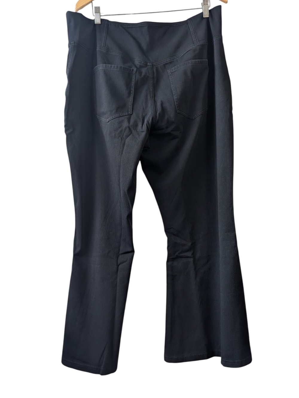 HALARA FLEX™ HIGH WAISTED CROSSOVER POCKET WASHED CASUAL PLUS JEANS SIZE 2XP - Picture 2 of 9